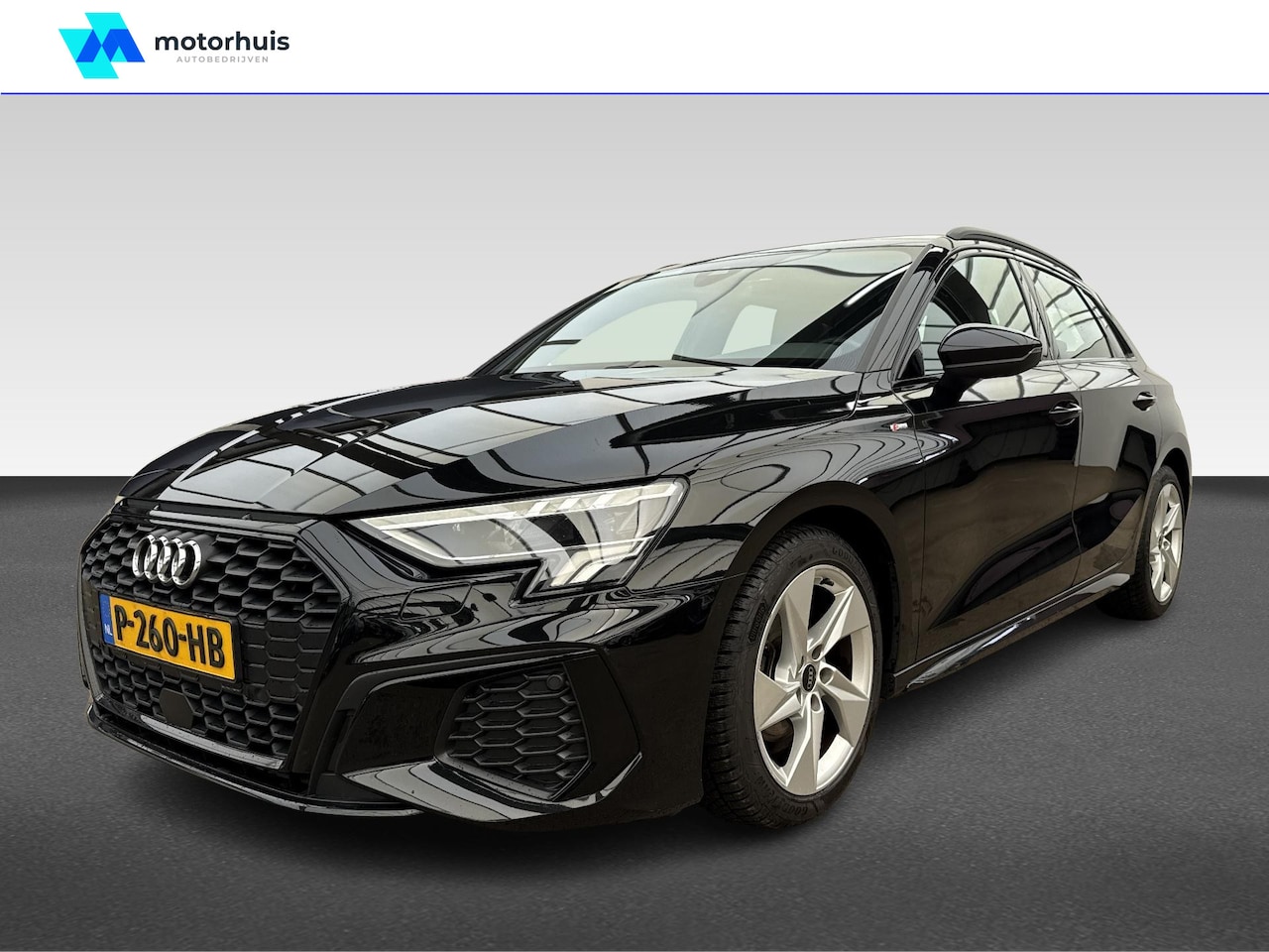 Audi A3 Sportback - 30 TFSI 110pk S-tronic S Edition Automaat | Velgen 5-arm 8Jx17 | Optiekpakket zwart | Airc - AutoWereld.nl