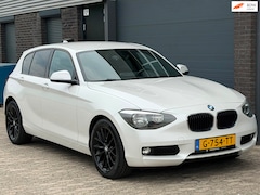 BMW 1-serie - 116i Limited CARPLAY KEYLESS CLIMA CRUISE APK