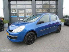 Renault Clio - 1.2-16V Business Line 5drs 1ste Eig 139dkm