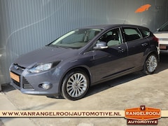 Ford Focus - 1.6 EcoBoost Titanium, trekh. (1500kg), clima, cruise, voorruitverw