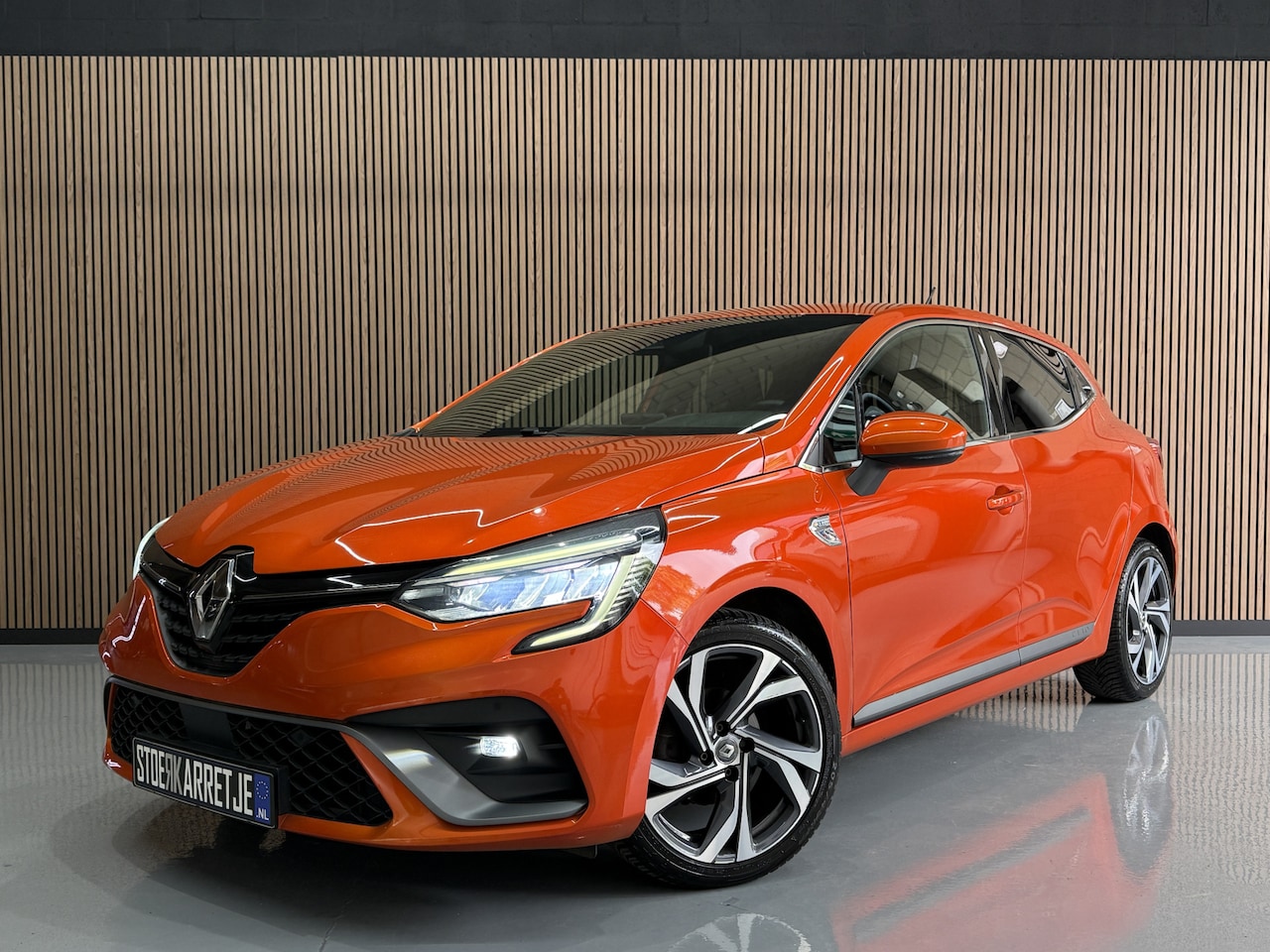 Renault Clio - 1.0 TCe 100pk R.S. Line | Groot Navi | Camera | Carplay | 17 inch | Sport stoelen | 100% o - AutoWereld.nl