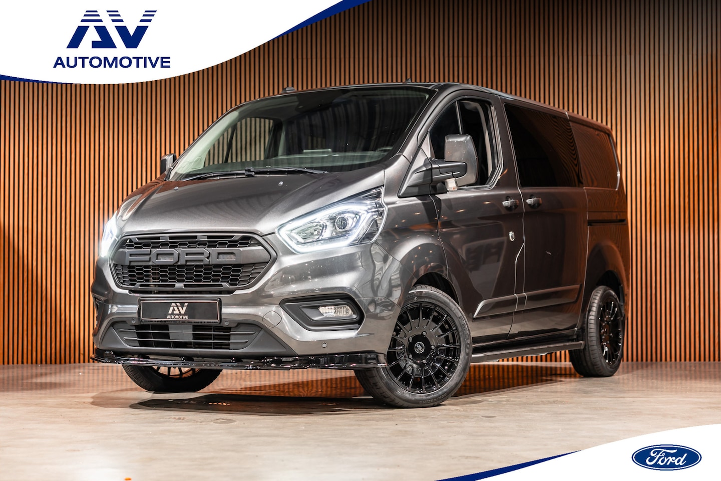 Ford Transit Custom - 300 2.0 TDCI DC | Dubbel cabine | L+R Schuifdeur | Elek stoelen | CarPlay | Lederen bekled - AutoWereld.nl