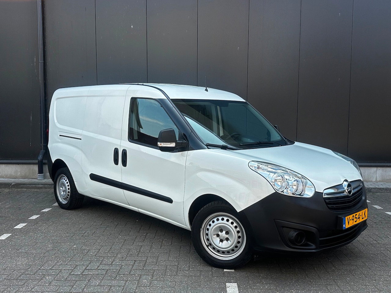 Opel Combo - 1.3 CDTi L2H1 Edition* Euro 6* Apk 07-2027* N.A.P - AutoWereld.nl
