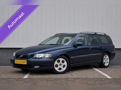 Volvo V70 - 2.4 T/1e Eig/200PK/Airco/CruiseContr/Leer/Trekhaak