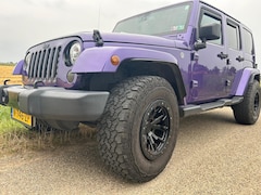 Jeep Wrangler Unlimited - ZELDZAME VERSCHIJNING: Jeep Wrangler Unlimited Sahara 3.6 V6 JKU (2018), Dual Top!