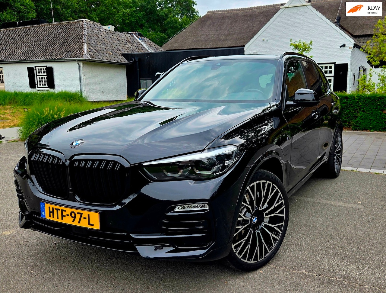 BMW X5 - XDrive45e Executive Black Edition - AutoWereld.nl
