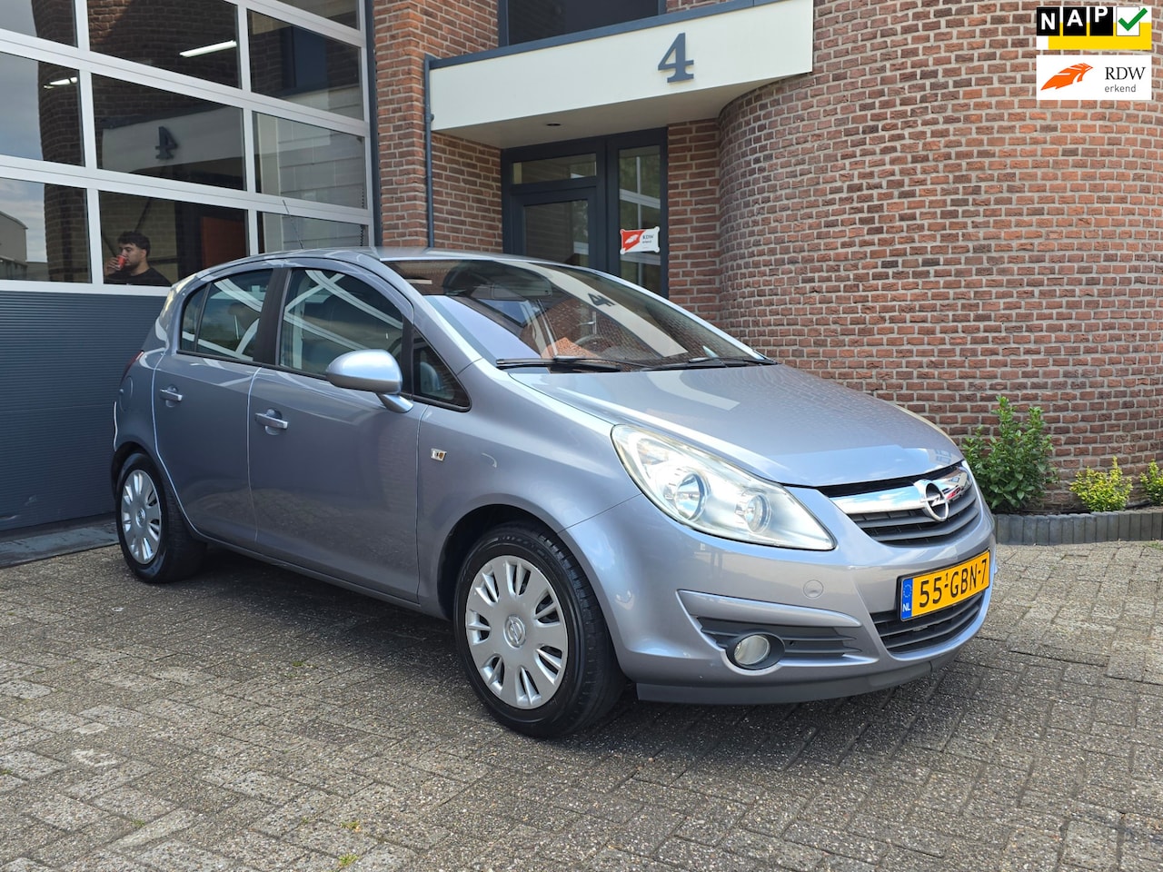Opel Corsa - 1.4-16V Cosmo Airco |Fietsendrager |Nap - AutoWereld.nl