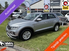 Volkswagen T-Roc - 1.5 TSI Life Business ADAPT.CRUISE/CARPLAY/AUTOMAAT