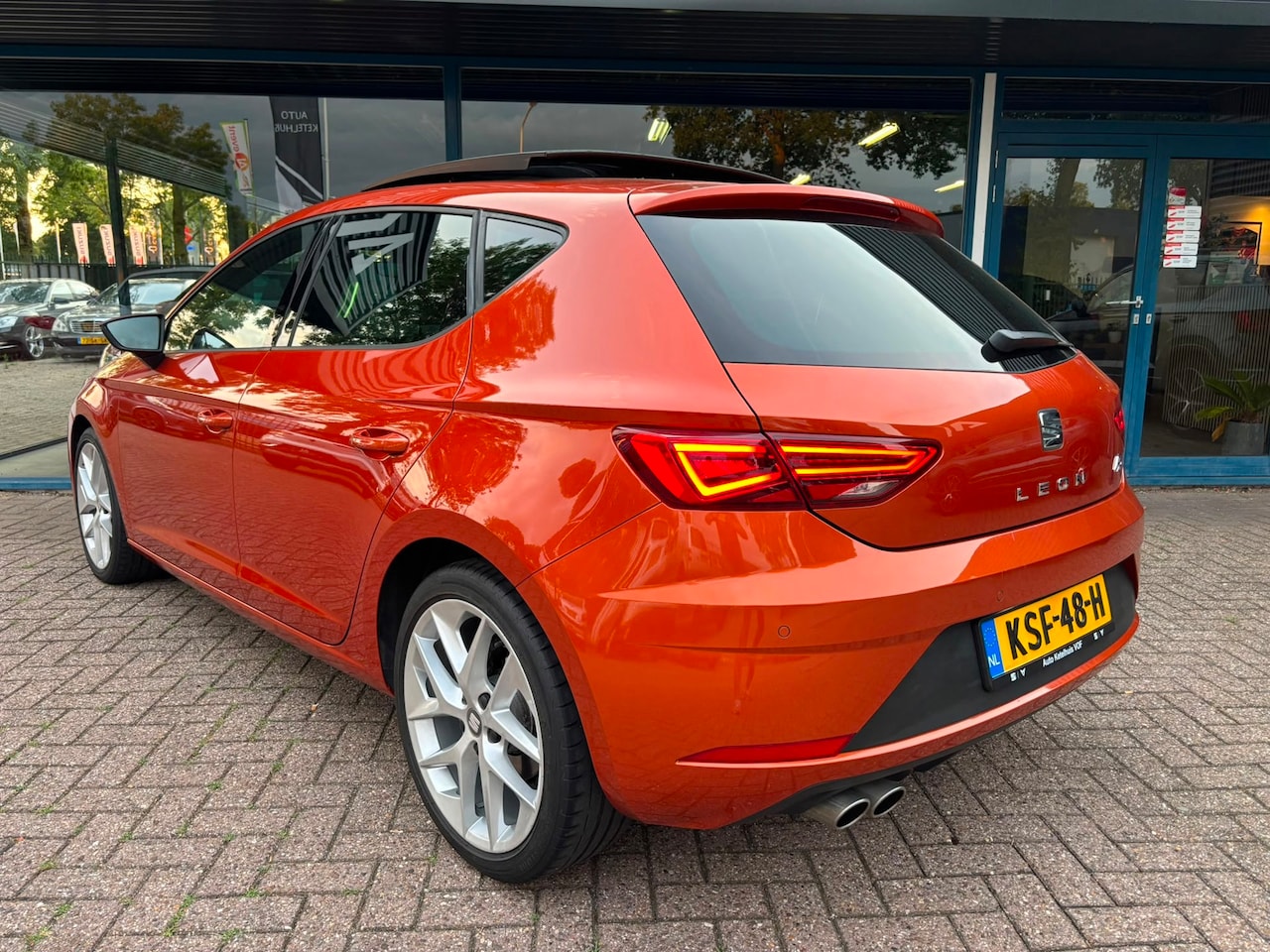 SEAT Leon - 1.4 EcoTSI FR Business Intense|DAB|Beats|Pano|Camera|Leder|Unieke Kleur!
