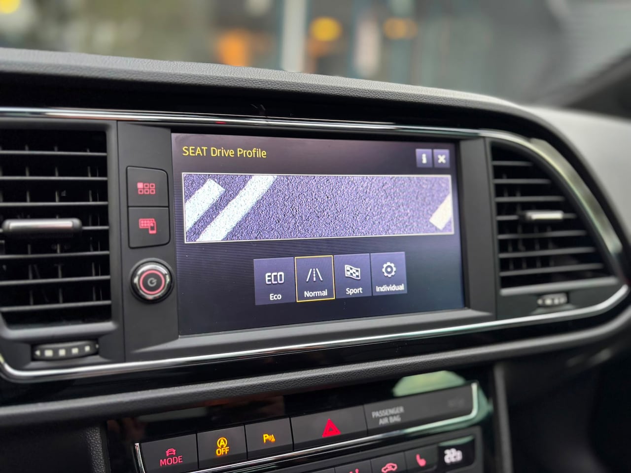 SEAT Leon - 1.4 EcoTSI FR Business Intense|DAB|Beats|Pano|Camera|Leder|Unieke Kleur!