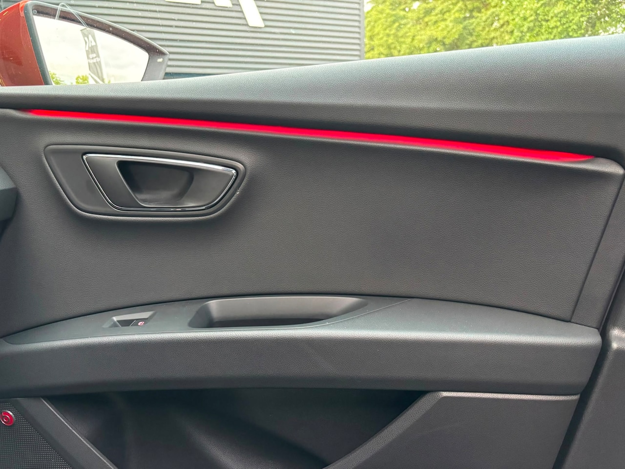 SEAT Leon - 1.4 EcoTSI FR Business Intense|DAB|Beats|Pano|Camera|Leder|Unieke Kleur!