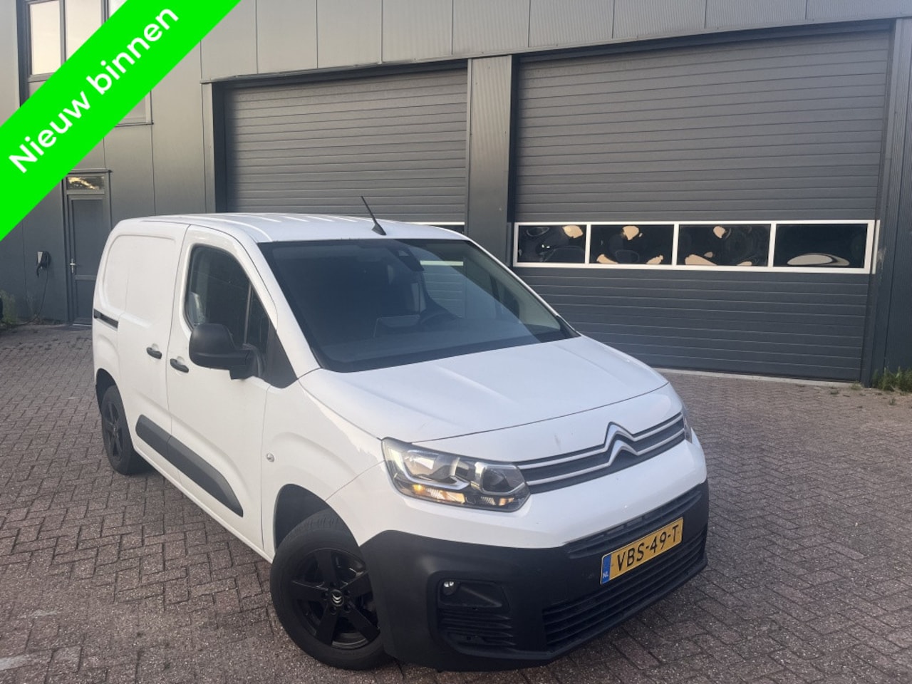 Citroën Berlingo - 1.6 BlueHDI Club AutoClima Parksensor Euro6 - AutoWereld.nl