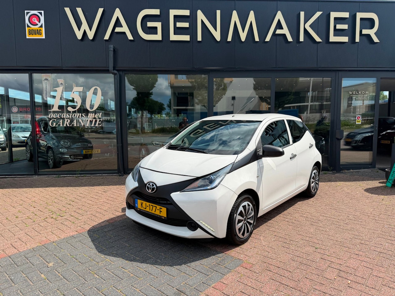 Toyota Aygo - 1.0 VVT-i x-now Airco|Cruise|TELEFOON|BovagGARAN - AutoWereld.nl