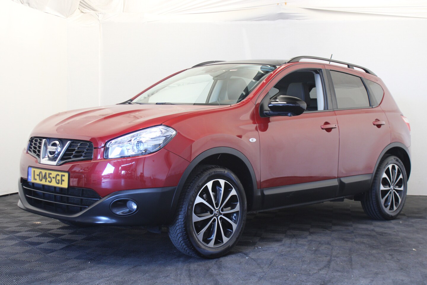 Nissan Qashqai - 1.6 Tech View |360 Cam|Navi| - AutoWereld.nl