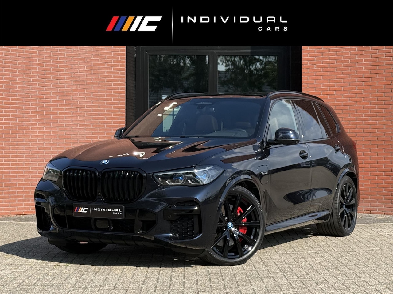 BMW X5 - xDrive45e M-Sport 4-Wielsturing B&W CoPilot Sky - AutoWereld.nl