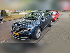 Volkswagen Tiguan - 1.4 TSI eHybrid R-Line Business turbo, IQ-ligt, panorama-dak, adaptief Cruis control, ambilight