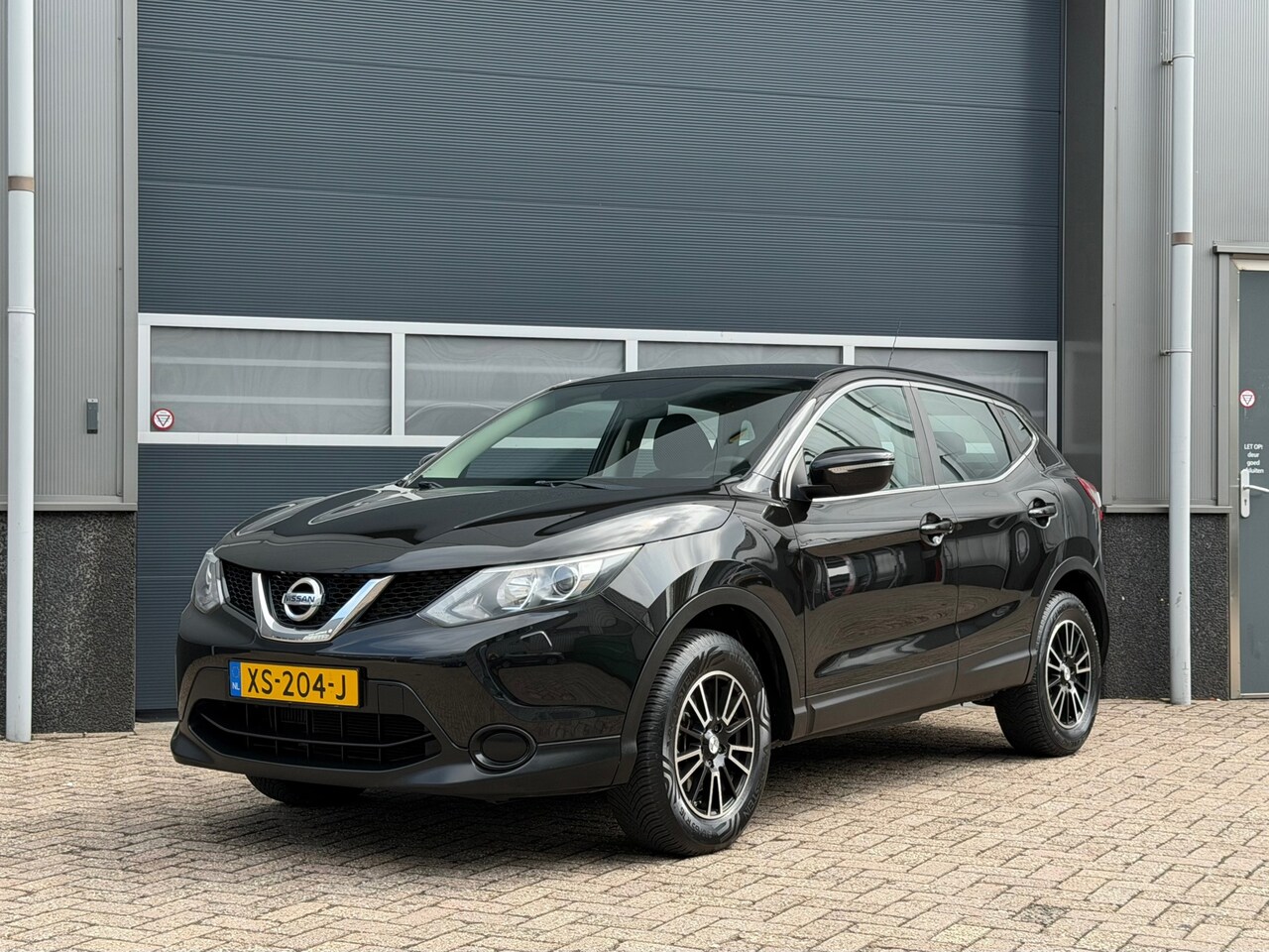 Nissan Qashqai - 1.2 Visia bj.2014 Navi|Camera|Trekhaak|Airco. - AutoWereld.nl