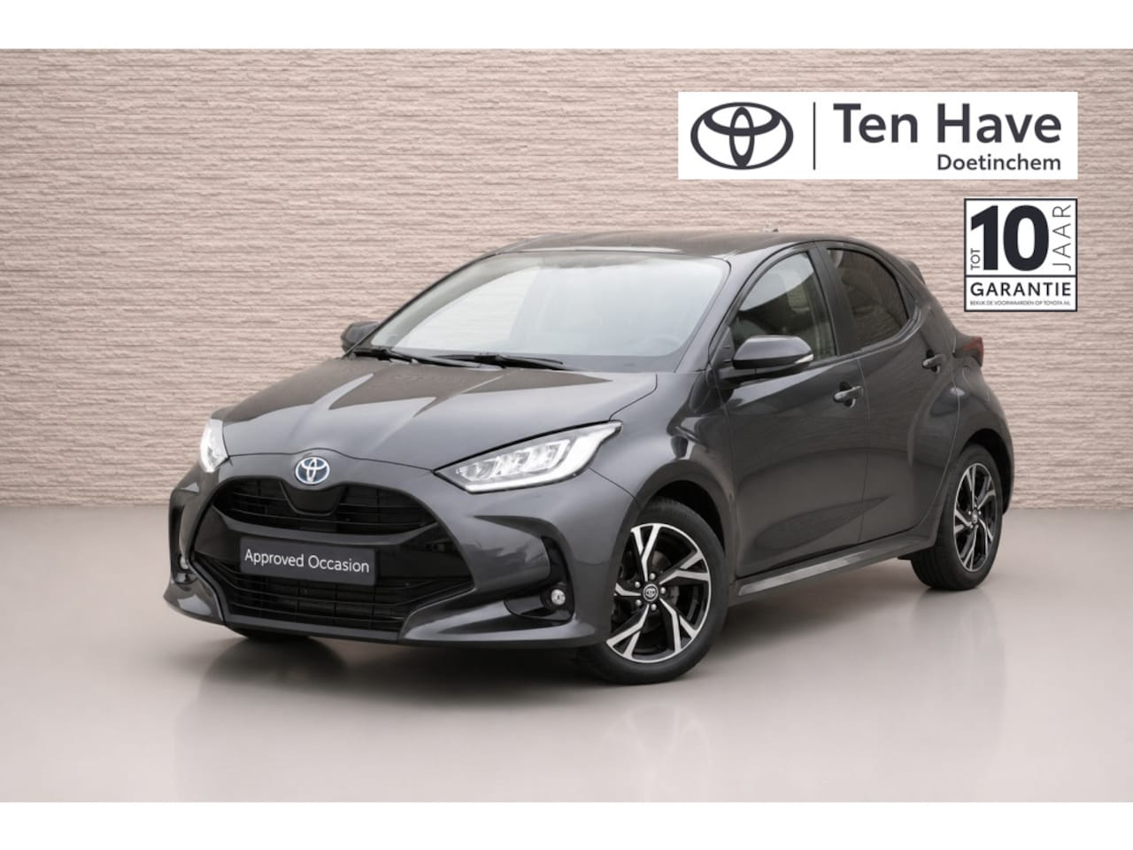Toyota Yaris - 1.5 Hybrid 115 First Edition Automaat | Draadloos Apple CarPla - AutoWereld.nl