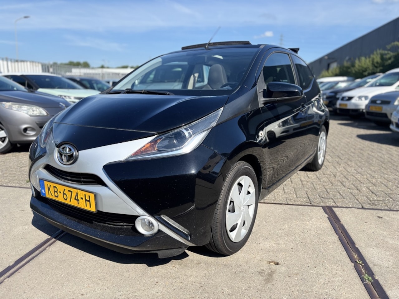 Toyota Aygo - 1.0 VVT-i x-wave AIRCO!CABRIO! - AutoWereld.nl
