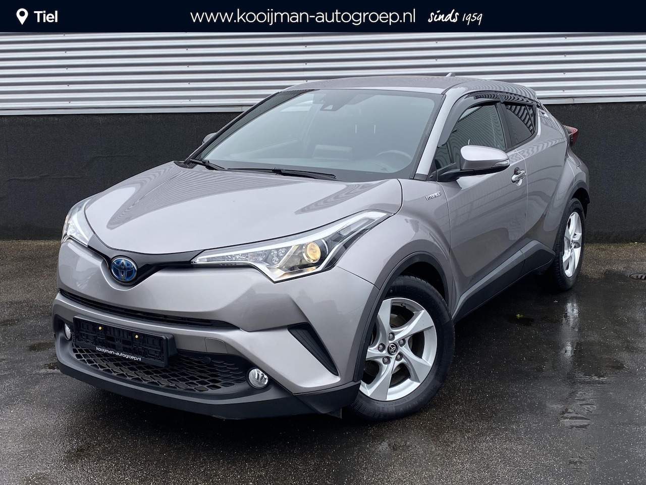 Toyota C-HR - 1.8 Hybrid Active Navigatie, achteruitrij camera, adaptieve cruise control, keyless entry- - AutoWereld.nl