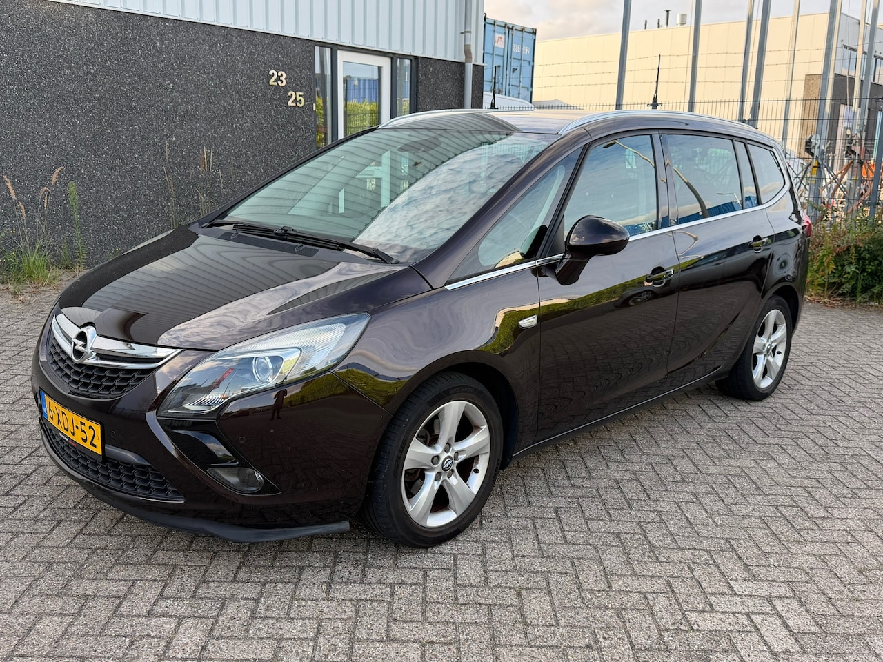 Opel Zafira Tourer - 1.4 Business+ 2014 - AutoWereld.nl