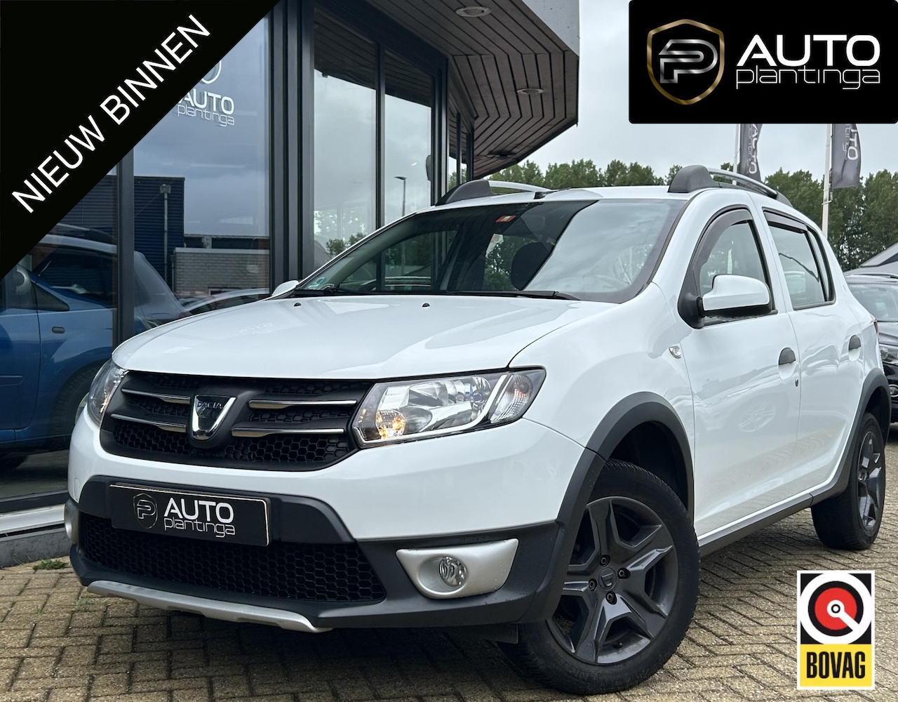 Dacia Sandero Stepway - 0.9 TCe Lauréate 90PK | NL AUTO | NAP | Navigatie | Airco | Parkeersensoren | Cruise Contr - AutoWereld.nl