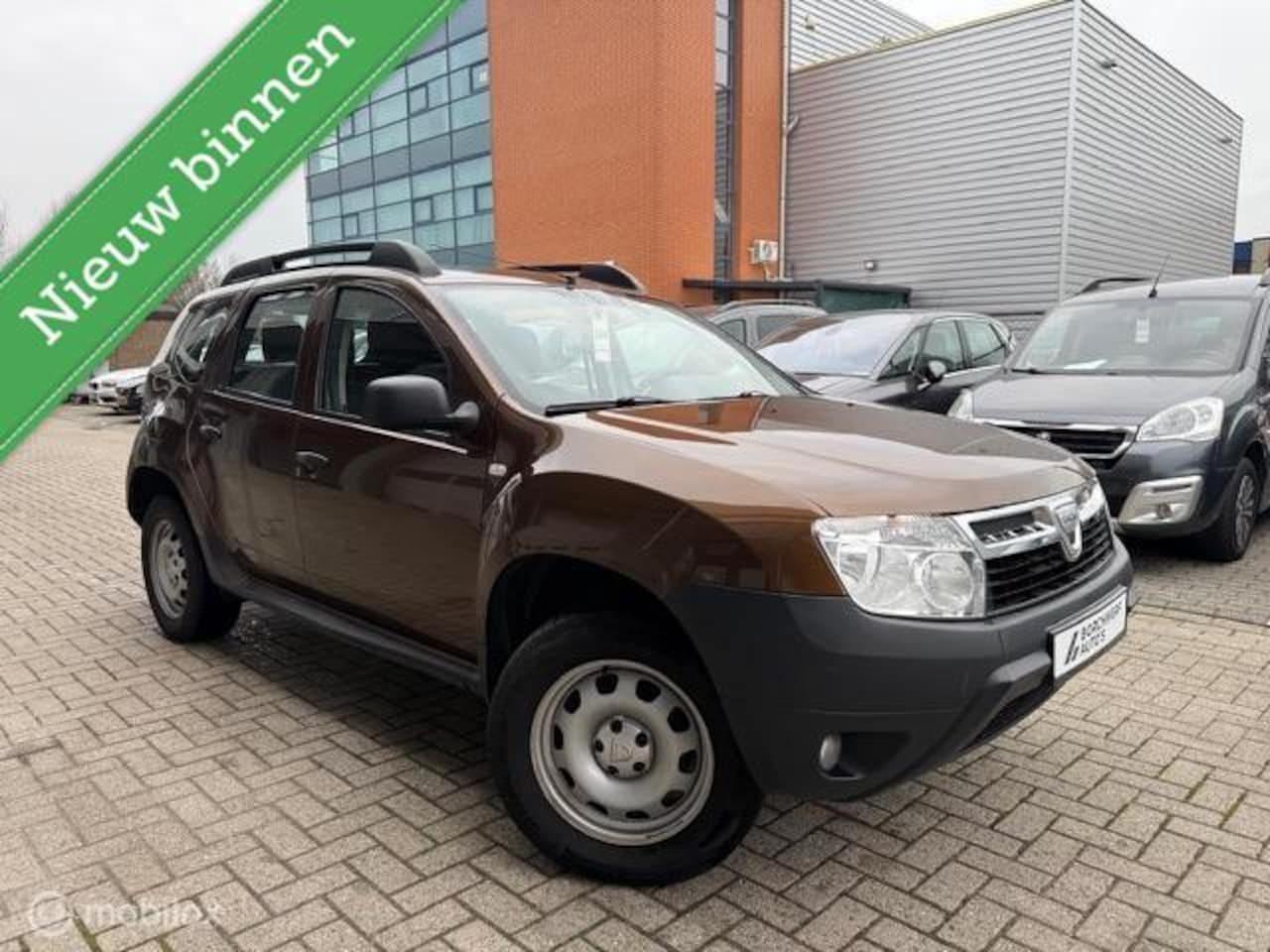 Dacia Duster - 1.6 Benzine Ambiance Trekhaak Hoge instap - AutoWereld.nl