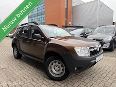 Dacia Duster - 1.6 Benzine Ambiance Trekhaak Hoge instap