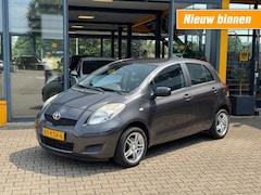 Toyota Yaris - 1.0 VVTi Acces - airco - all season