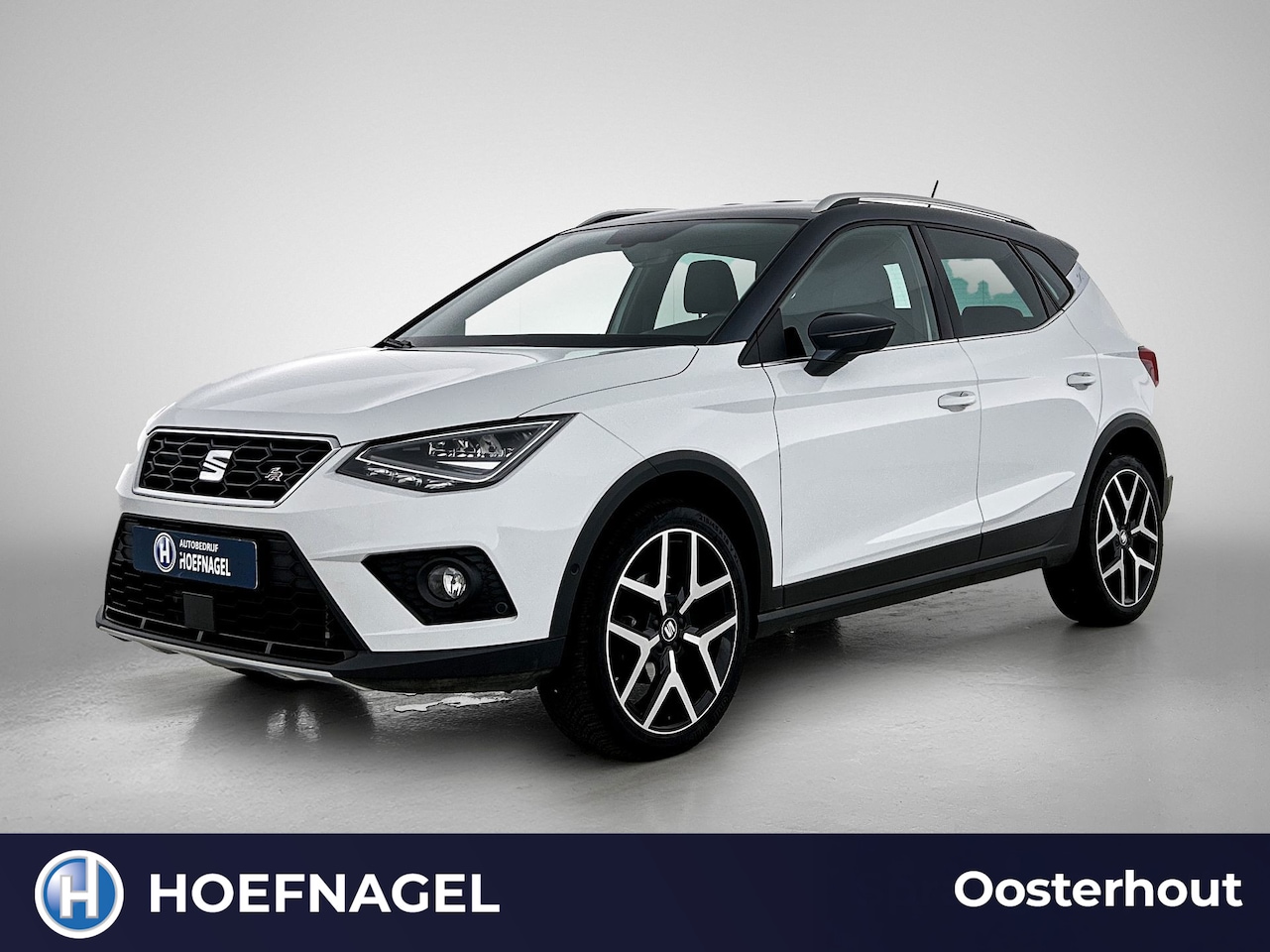 SEAT Arona - 1.5 TSI EVO FR Business Intense | Cruise control | Camera | Navigatie | Parkeersensoren - AutoWereld.nl