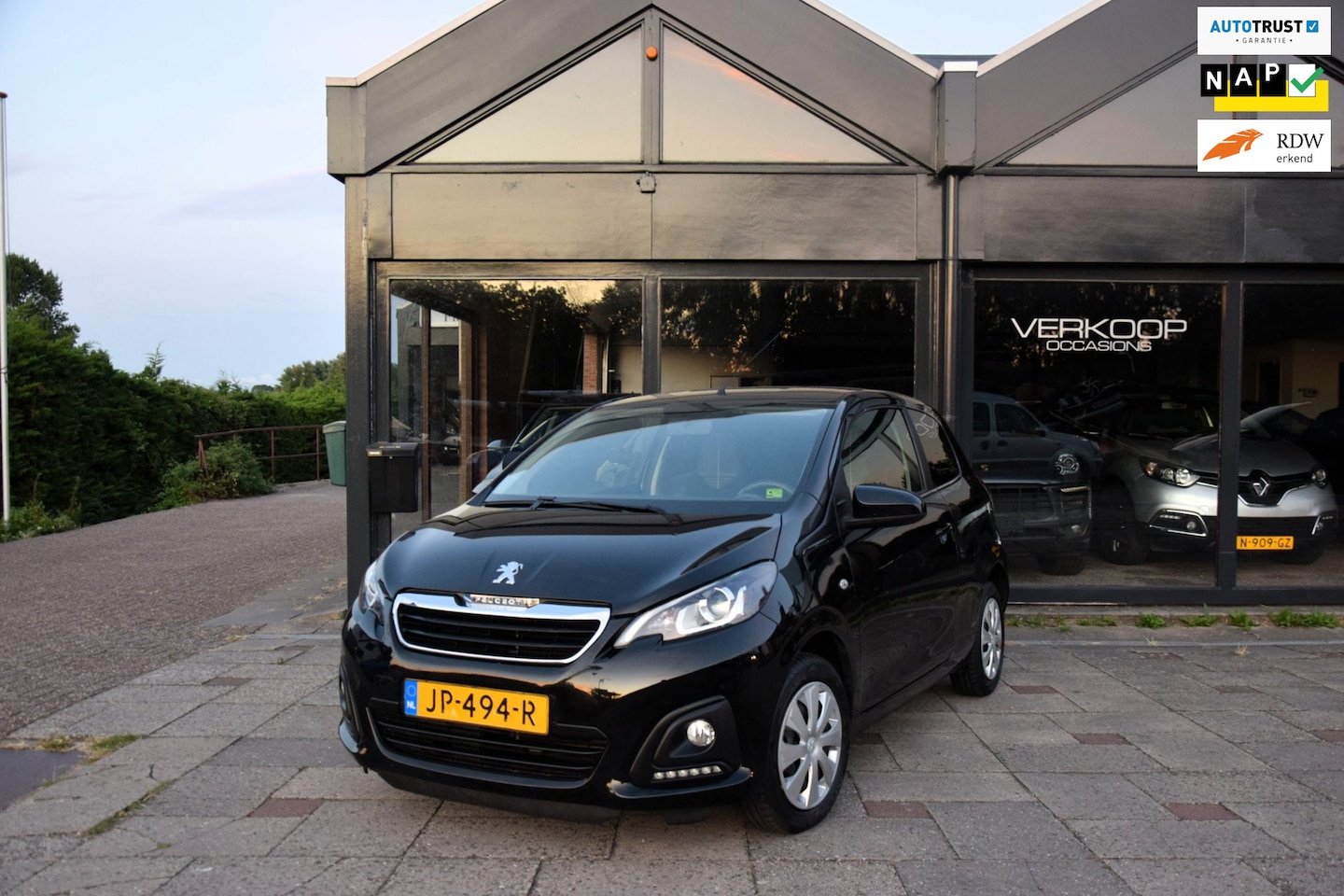 Peugeot 108 - 1.0 e-VTi Active Carplay Navigatie - AutoWereld.nl