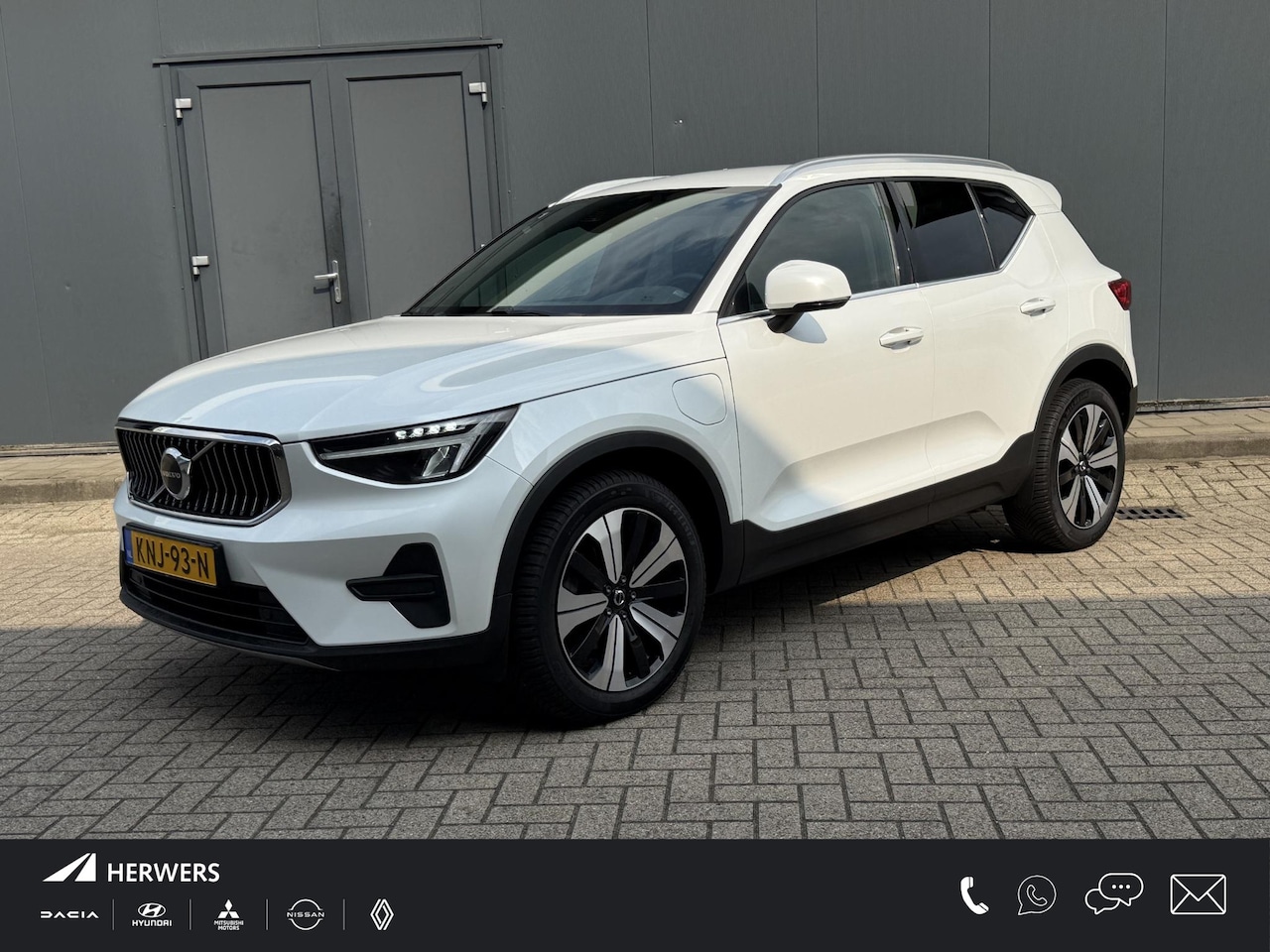 Volvo XC40 - 1.5 T4 Plug-in hybrid Plus Bright / PHEV / Trekhaak Elektr. / Harman & Kardon / Elektr. St - AutoWereld.nl