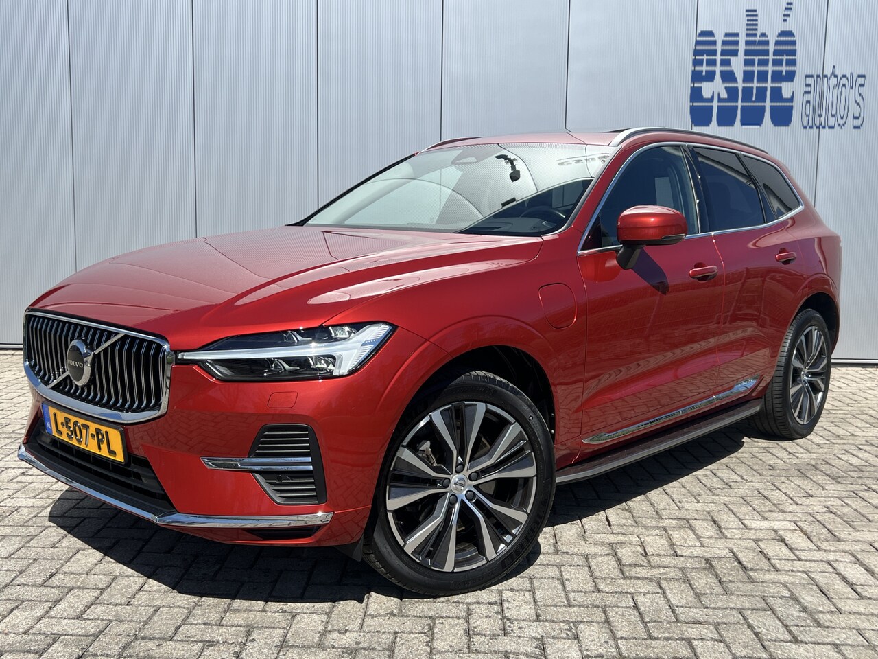 Volvo XC60 - 2.0 T6 Recharge AWD Inscription Exclusive Trekhaak Panoramadak Leer Navigatie ACC BLIS 20 - AutoWereld.nl