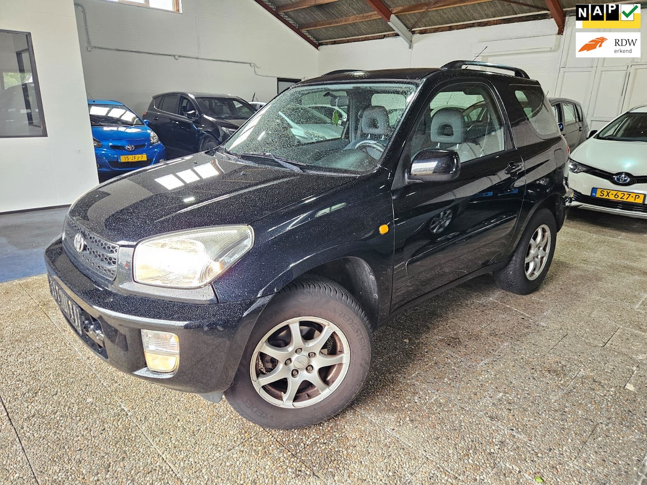 Toyota RAV4 - 1.8-16V VVT-i Luna GARANTIE - AutoWereld.nl