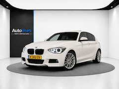 BMW 1-serie - 118i High Executive (PANO, LED, STOELVERWARMING, GROOT NAVI, PARKEERSENSOREN)