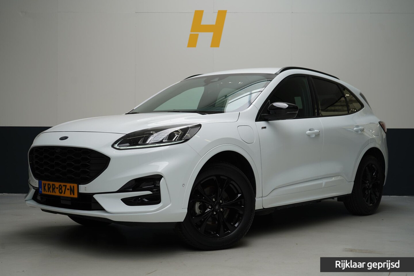Ford Kuga - 2.5 PHEV ST-Line | SoH 100% | Black Pakket | Blind-Spot | Stuurverwarming | Carplay | Navi - AutoWereld.nl