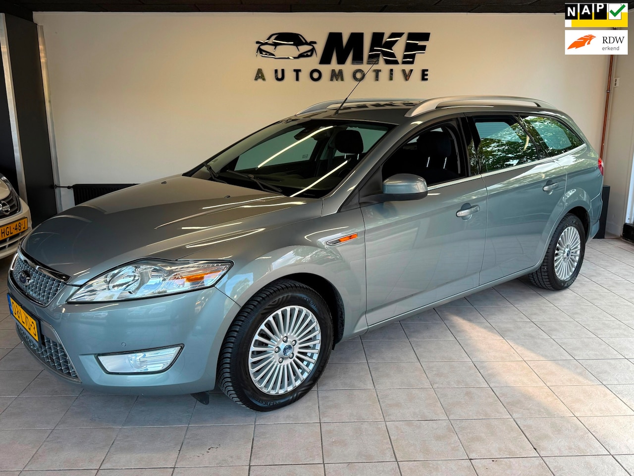 Ford Mondeo Wagon - 2.0-16V Limited 2010 ECC/NAVI/1E EIG/NAP! - AutoWereld.nl