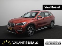 BMW X1 - xDrive20i High Executive | Panoramadak | Lederen Bekleding | Climate Control | Cruise Cont