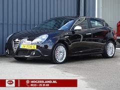 Alfa Romeo Giulietta - 1.4 T Distinctive Leder | Navi | 18"