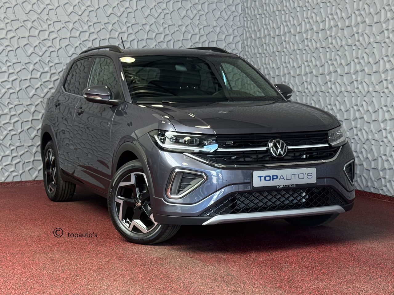 Volkswagen T-Cross - ✅NIEUWE AUTO✅ TSI 115PK R-LINE EDITION TREKHAAK LED LMV IQ CAMERA STOELVERW ✅2025 ✅ ✅Top A - AutoWereld.nl