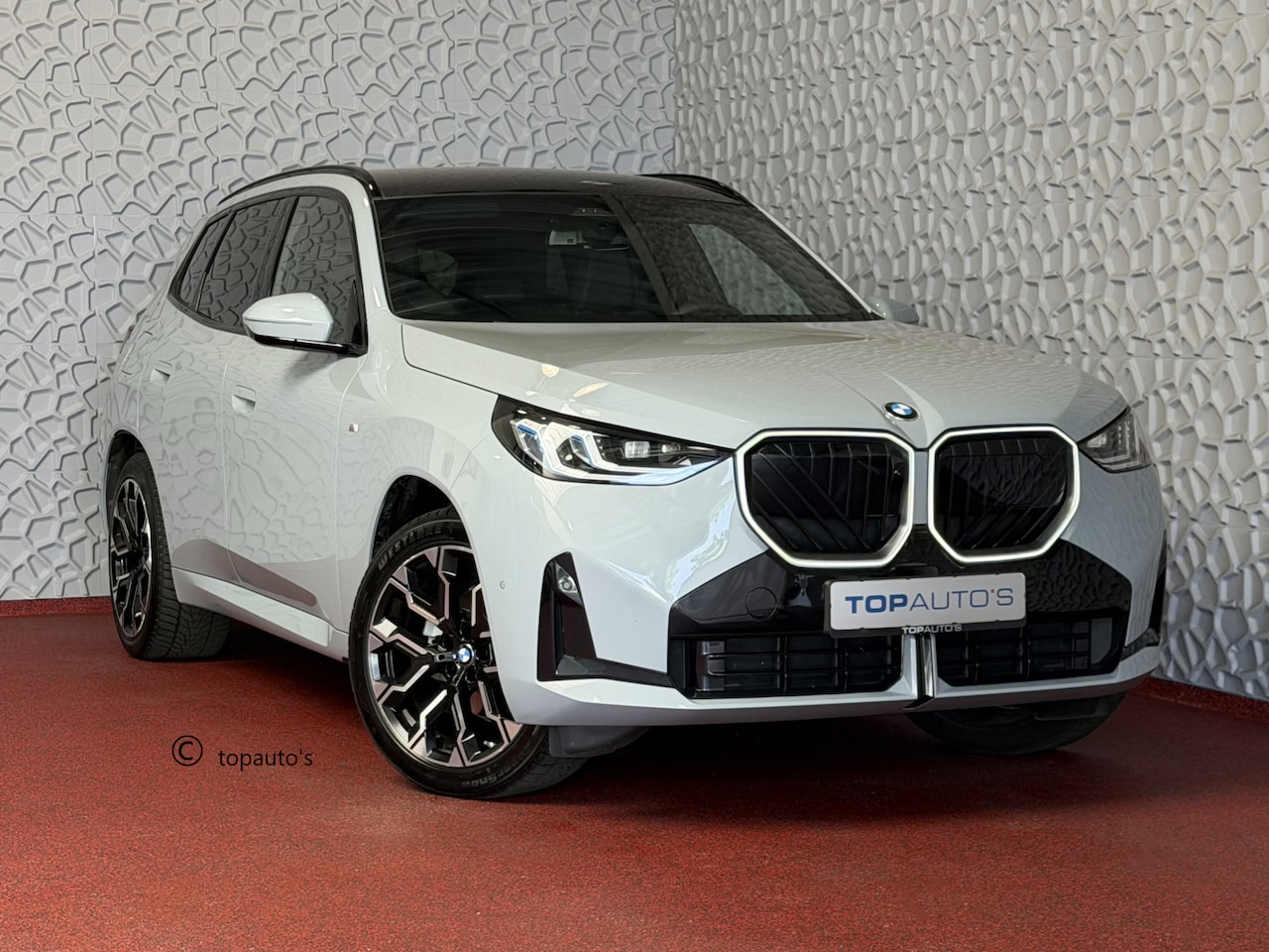 BMW X3 - 30e 300PK XDRIVE M PHEV SPORT / PANO SCHUIFDAK / HARMAN KARDON / 360.CAM / INNOVATION / - AutoWereld.nl