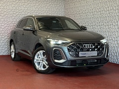 Audi Q5 - 2.0 TFSI E-HYBRID QUATTRO 300 PK S-EDITION PANO PASS.DISPLAY LEER 360CAM TREKHAAK MATRIXX