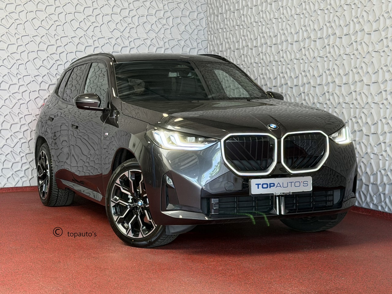 BMW X3 - 30e 300PK XDRIVE M SPORT / PANO SCHUIFDAK / HARMAN KARDON / 360.CAM / INNOVATION / - AutoWereld.nl