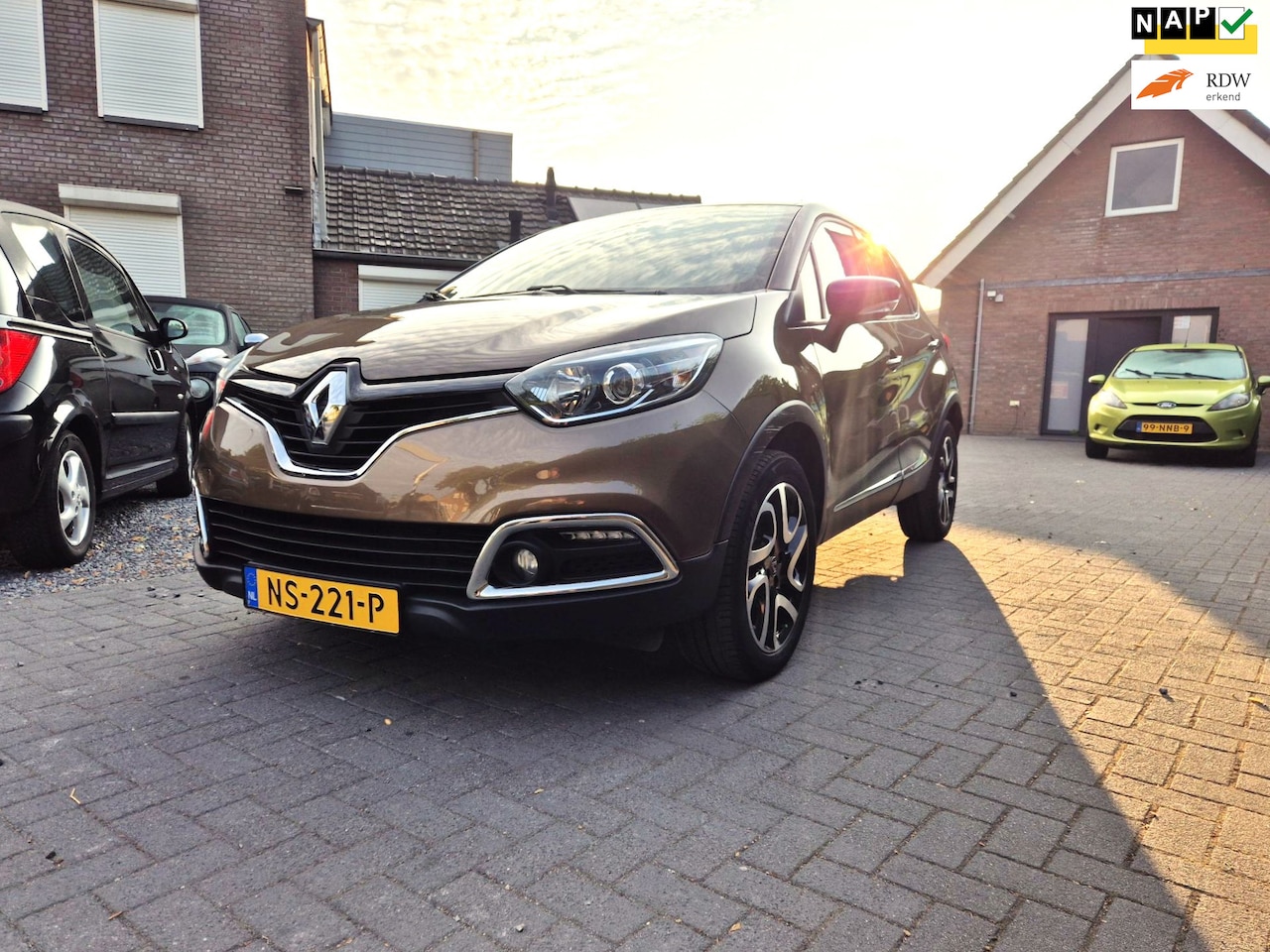 Renault Captur - 1.2 TCE Dynamique Clima Cruise camera Navigatie 21966 Km NAP - AutoWereld.nl