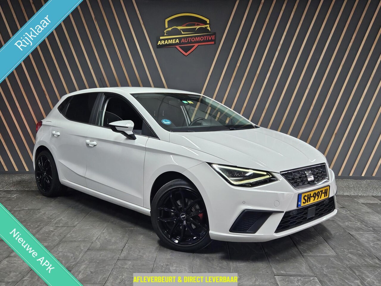 SEAT Ibiza - 1.0 TSI Style Business Intense LED|CARPLAY|ACC|CAMERA - AutoWereld.nl