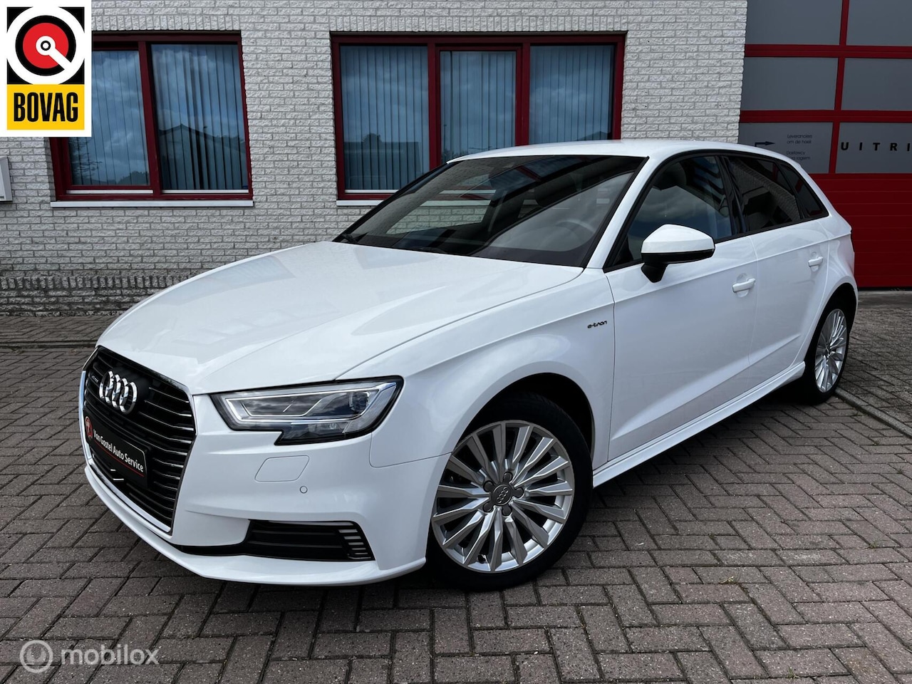 Audi A3 Sportback - 1.4 e-tron NAVI/VIRTUAL/CLIMA/CRUISE - AutoWereld.nl