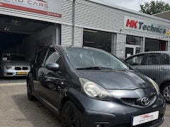 Toyota Aygo - 1.0-12V Sport VOL OPTIE
