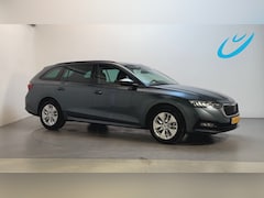 Skoda Octavia Combi - 1.0 TSI 110PK Business Edition Sfeerverlichting Virtual Cockpit Parkeersensoren