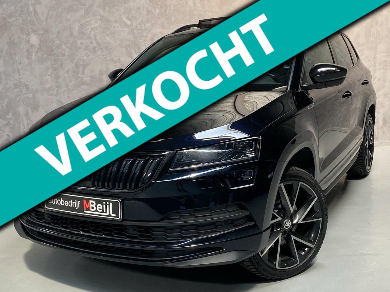 Skoda Karoq - 1.5 TSI ACT Sportline Business /Pano /Camera /Virtueel dashboard - AutoWereld.nl