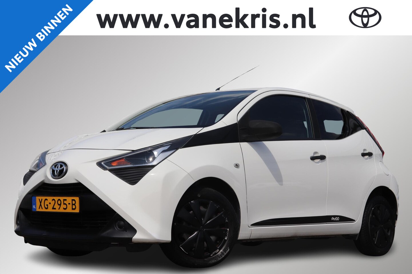 Toyota Aygo - 1.0 VVT-i x-fun 1.0 VVT-i x-fun, Airco, Bluetooth, Zwarte accenten! - AutoWereld.nl